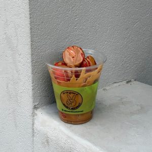 Biscoff Melt + Biscoff Crumbs Strawberry Cup