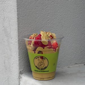 Pistachio + Kadayif (Dubai Chocolate Style) Strawberry Melt Cup